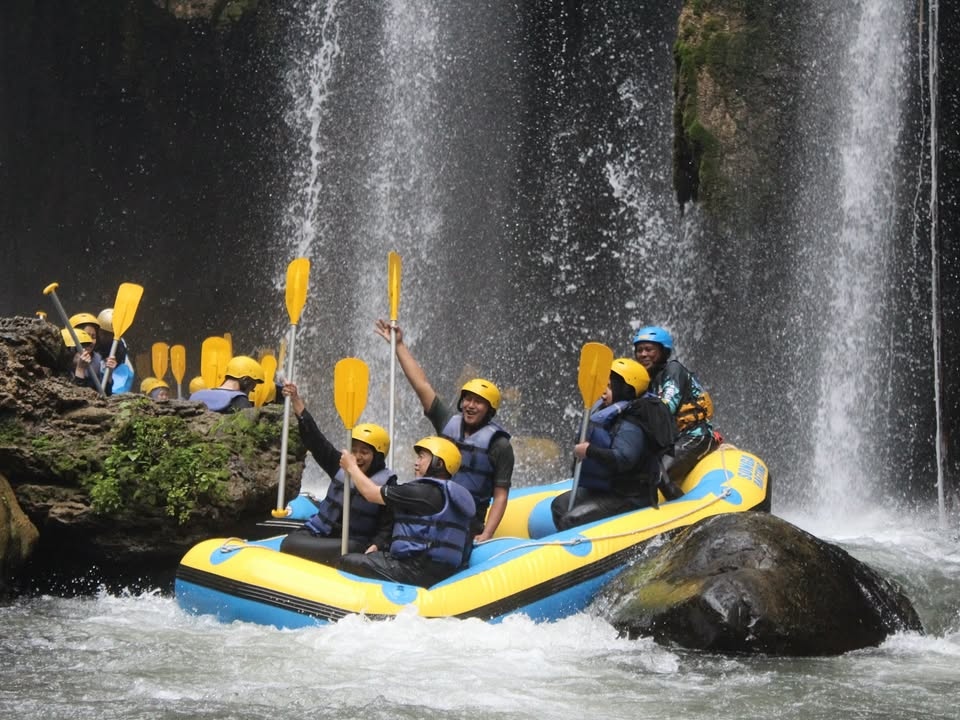 OPEN TRIP SONGA