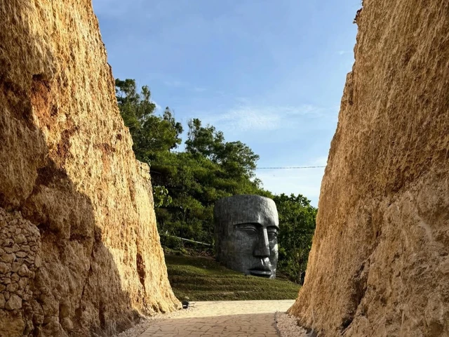 OPEN TRIP JOGJA THE ROCK